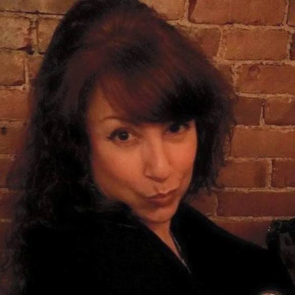 Meet your Posher, Kira - Picture 1 of 1